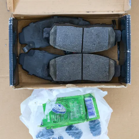 Honda & Acura 45022-TE0-A60 Brake Pad Set