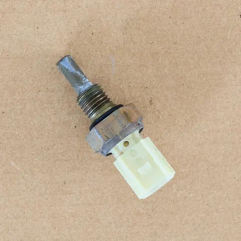 Honda - 37870-RWC-A01 Temp Sensor