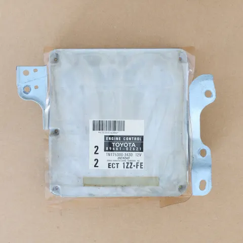 1999-2000 TOYOTA ECU 89661-02621