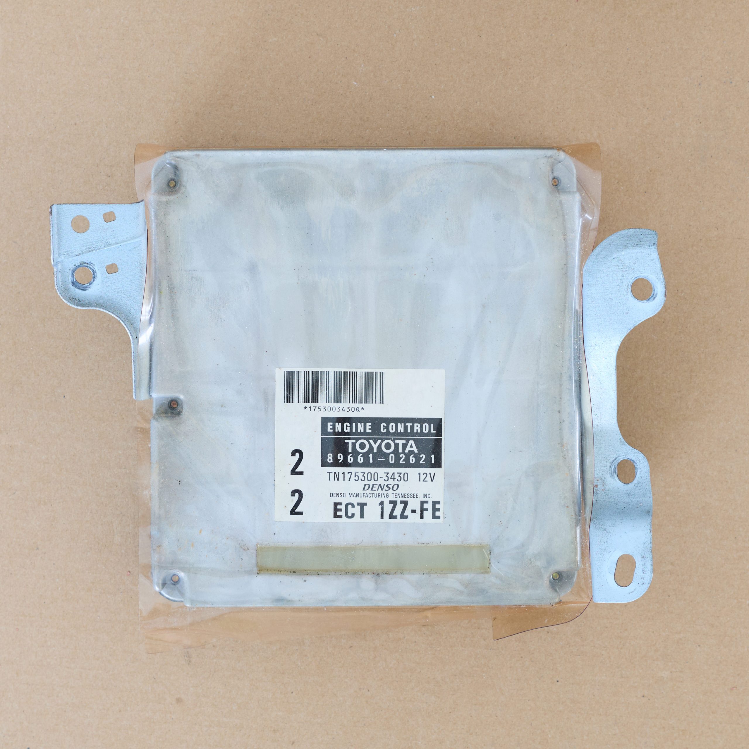 1999-2000 TOYOTA ECU 89661-02621