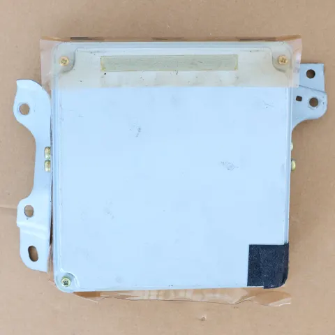1999-2000 TOYOTA ECU 89661-02621